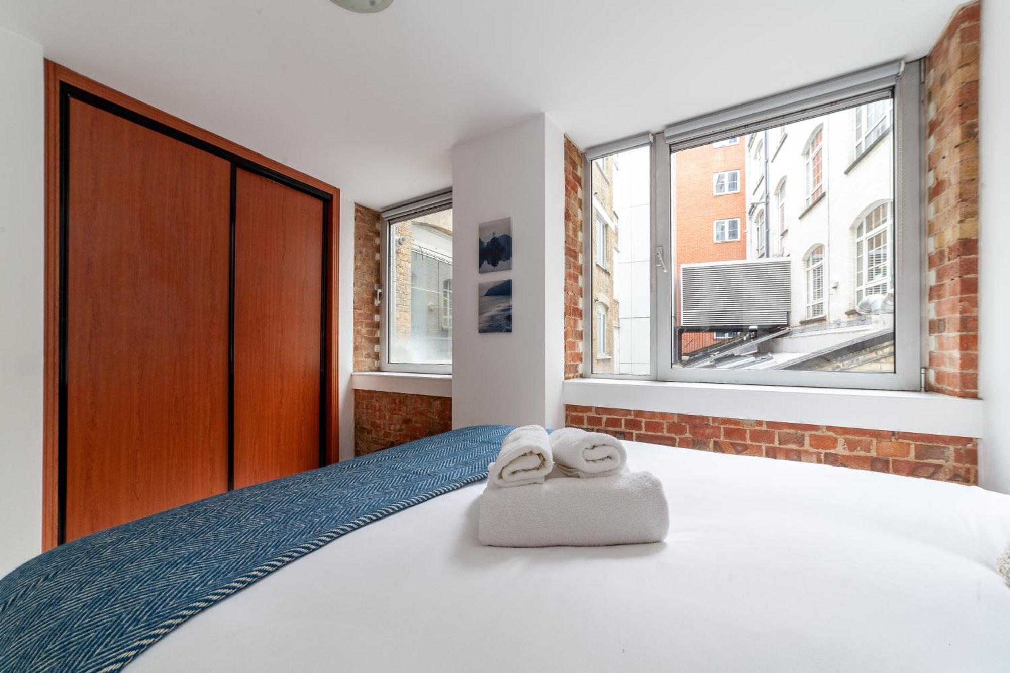Elegance & Chic Design - 2-Bedroom Haven London Eksteriør billede